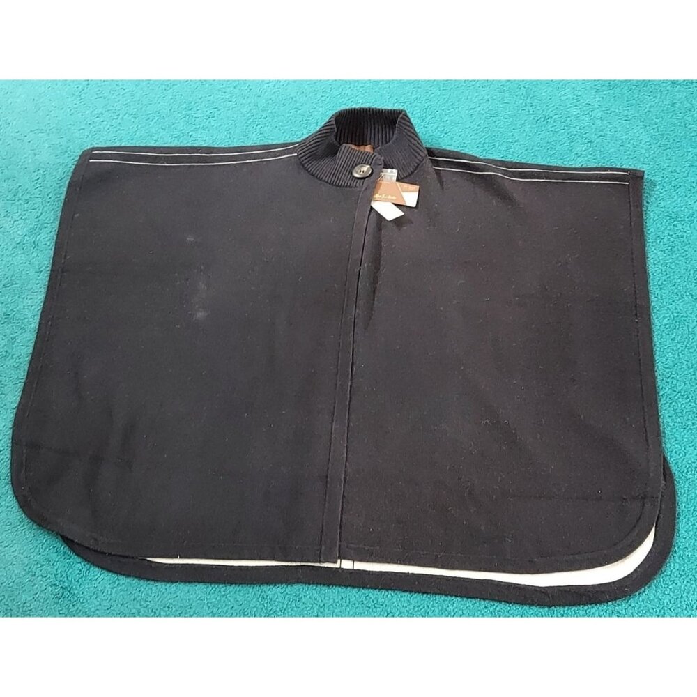 Kerisma Doba 1-Button Reversible Two Tone Women's Poncho Angora Shoulder Wrap
